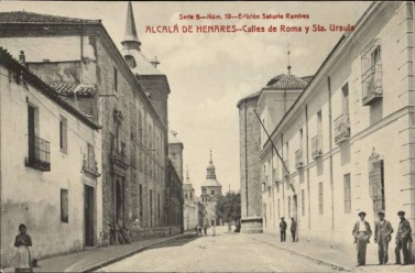 Calles de Roma y Santa Úrsula (1912).  A la derecha, el Colegio de la Madre de Dios.