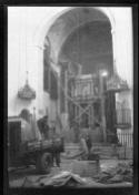 Desmontaje de baldaquino en la Guerra Civil (10/03/1938) Fotografía de Aurelio Pérez Rioja para la Junta del Tesoro Artístico, IPCE